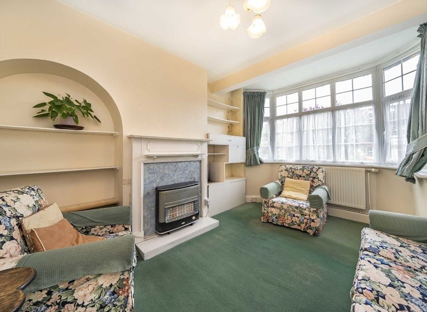 House semidetached for sale in Fulwell Park Avenue, Twickenham, TW2