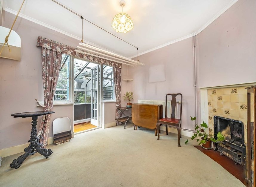 House semidetached for sale in Fulwell Park Avenue, Twickenham, TW2