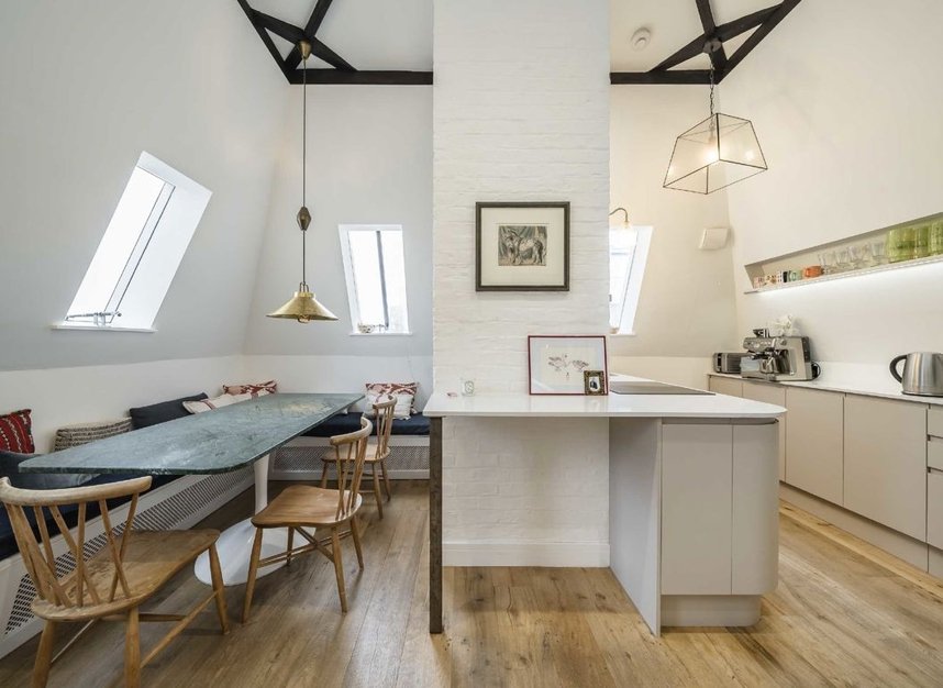 Properties for sale in Gatliff Close - SW1W 8QH view1
