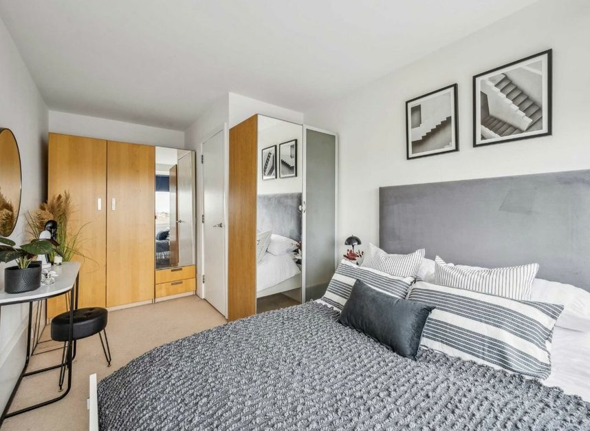 Properties for sale in George Beard Road - SE8 3AH view4