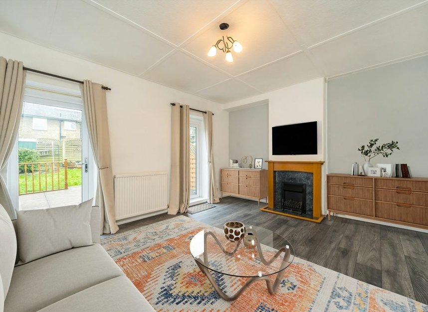 Properties sold in Gibbon Walk - SW15 5EE view2