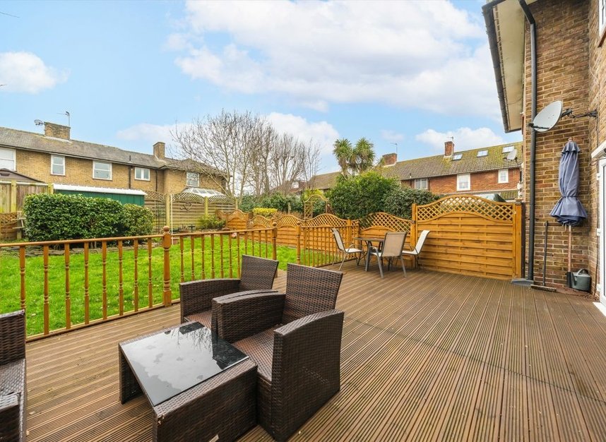 Properties sold in Gibbon Walk - SW15 5EE view1