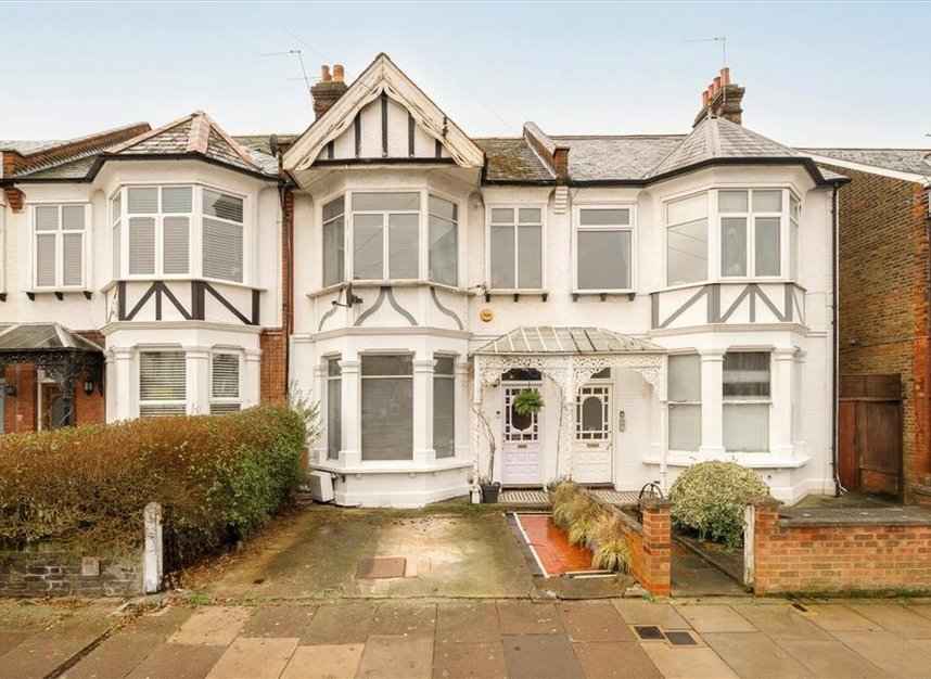 Properties for sale in Gillingham Road - NW2 1RL view1