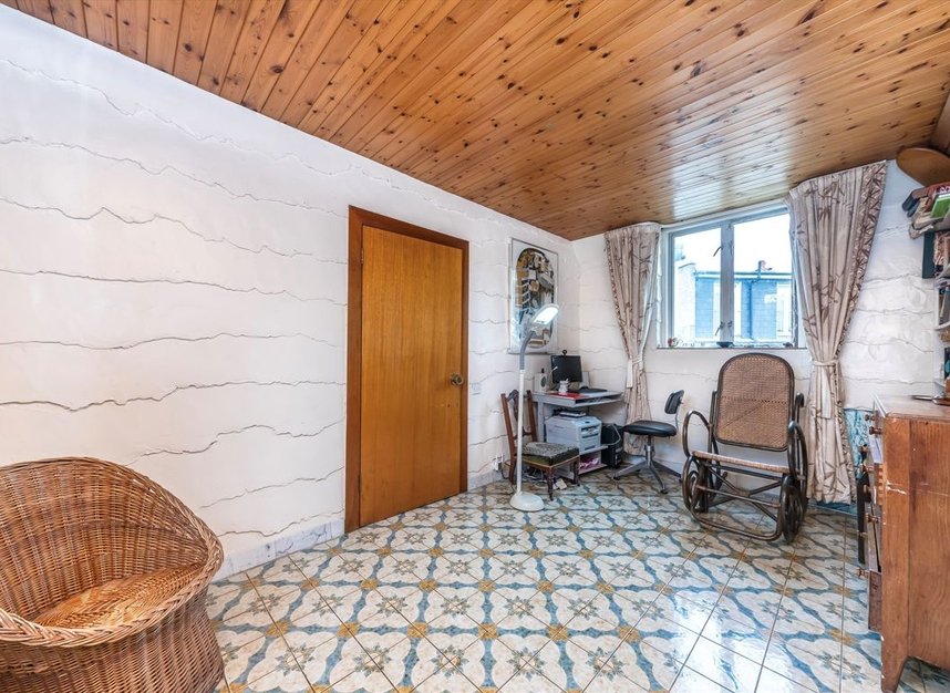 Properties for sale in Glenburnie Road - SW17 7NG view7