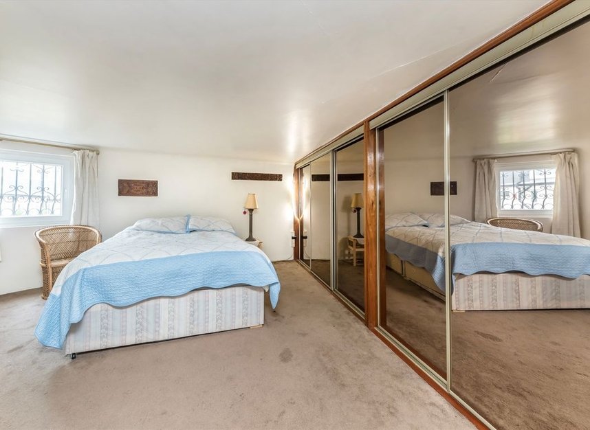 Properties for sale in Glenburnie Road - SW17 7NG view5