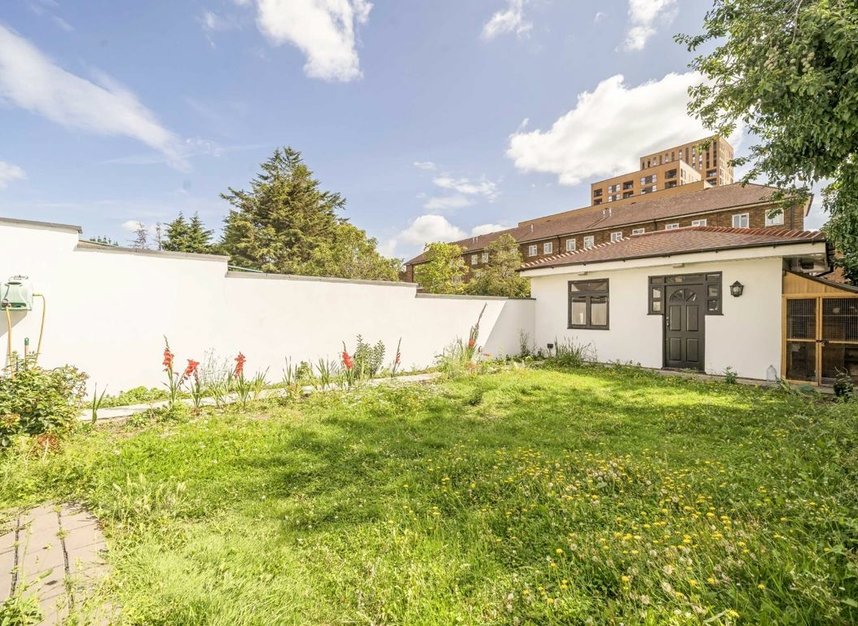 Properties for sale in Glendun Road - W3 7AJ view9