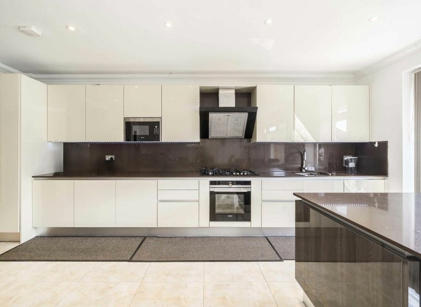 Properties for sale in Glendun Road - W3 7AJ view5