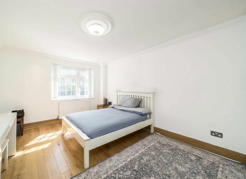 Properties for sale in Glendun Road - W3 7AJ view7