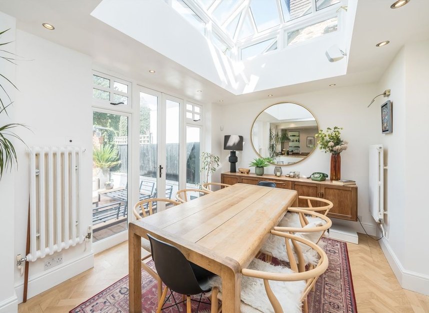 Properties for sale in Gloucester Road - TW12 2UQ view9