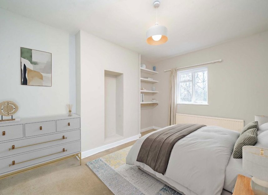 Properties for sale in Gloucester Road - W3 8PD view4