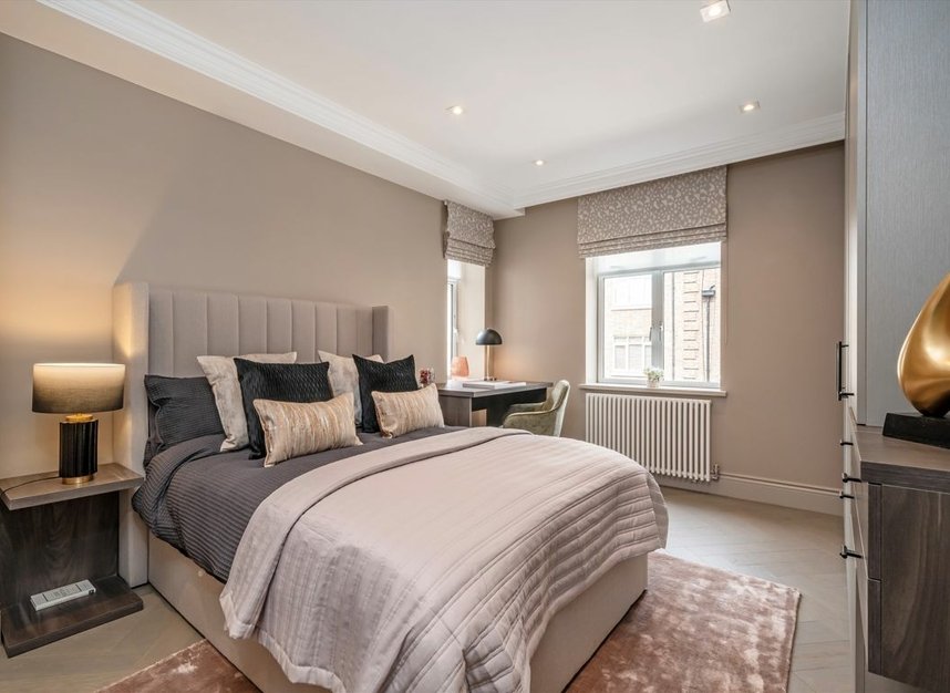Properties for sale in Gloucester Square - W2 2TJ view10