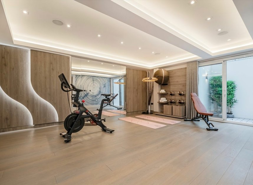 Properties for sale in Gloucester Square - W2 2TJ view5