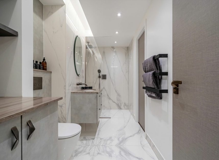 Properties for sale in Gloucester Square - W2 2TJ view13