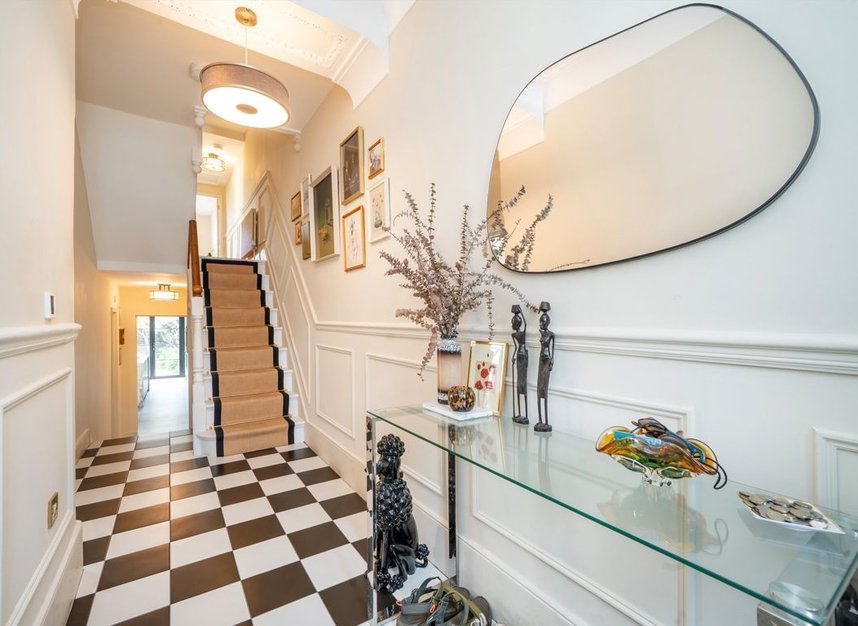 Properties for sale in Glyn Road - E5 0JE view8
