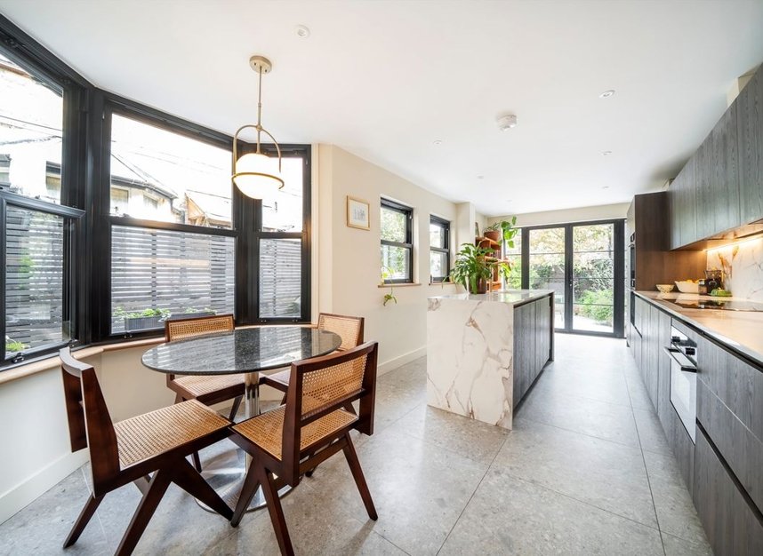 Properties for sale in Glyn Road - E5 0JE view4