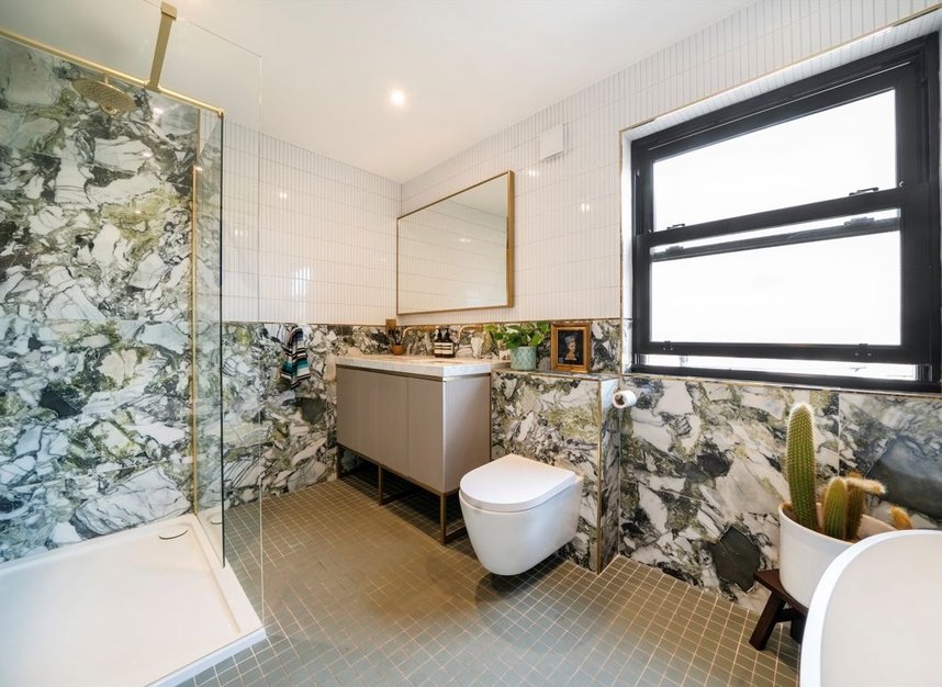 Properties for sale in Glyn Road - E5 0JE view13