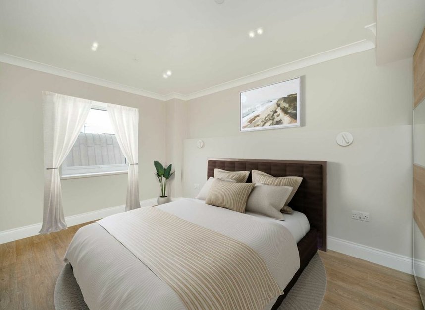 Properties for sale in Goldhawk Road - W12 8DH view3