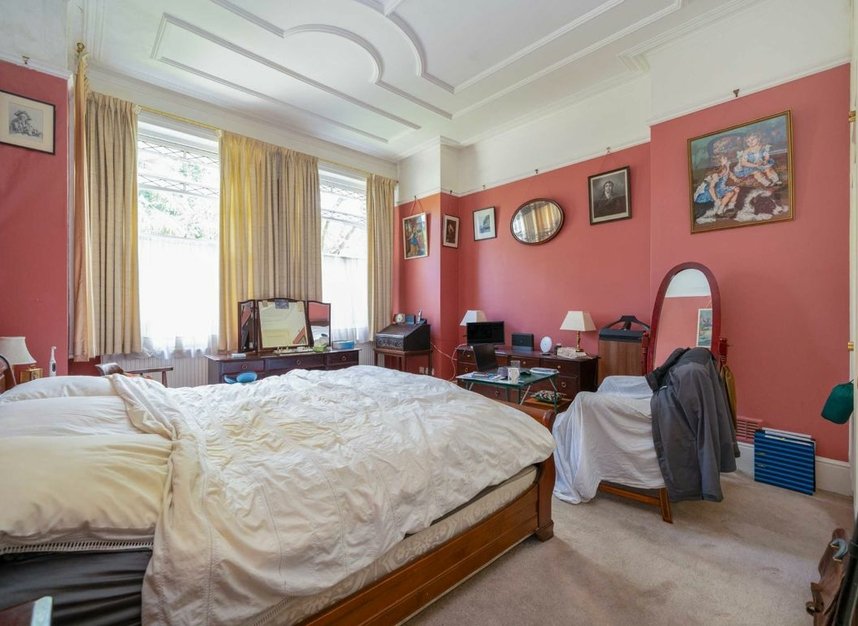 Properties for sale in Goldhurst Terrace - NW6 3EP view5
