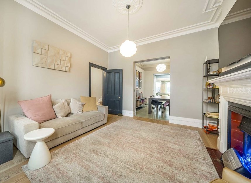 Properties for sale in Goldsmith Avenue - W3 6HW view6