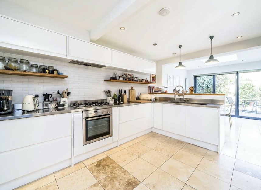 Properties for sale in Gordon Road - W13 8PJ view4