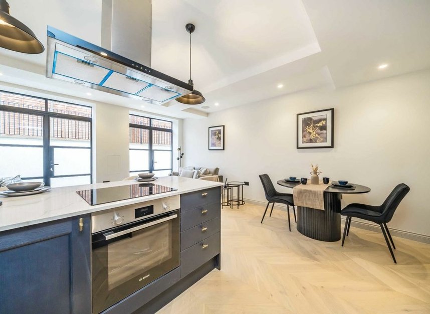 Properties for sale in Gordon Road - W5 2AL view2