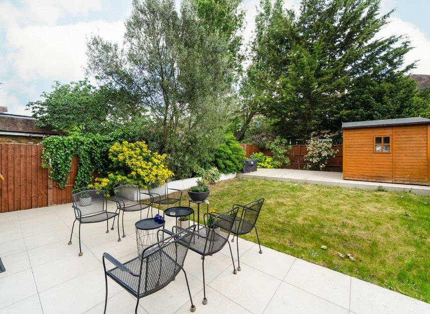 Properties for sale in Granville Gardens - W5 3PA view9