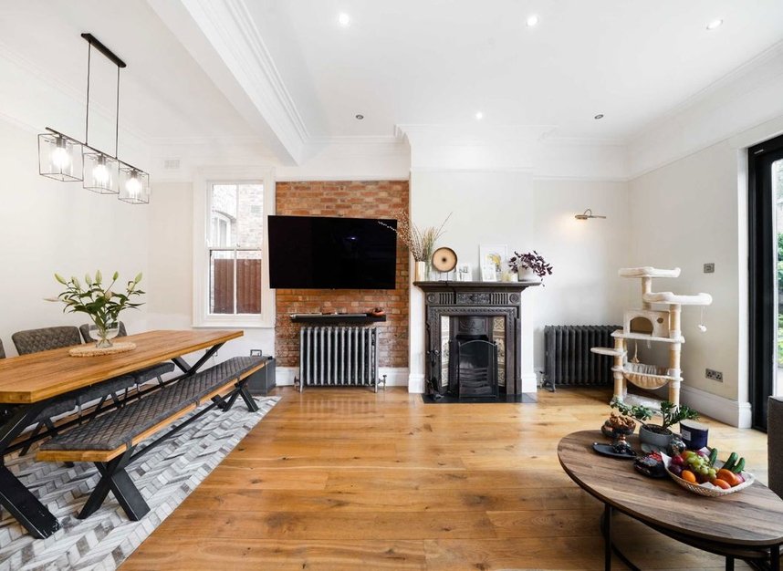 Properties for sale in Granville Gardens - W5 3PA view3