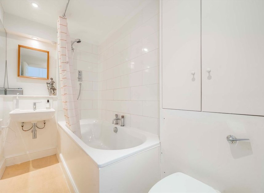 Properties for sale in Gray's Inn Road - WC1X 8EB view8