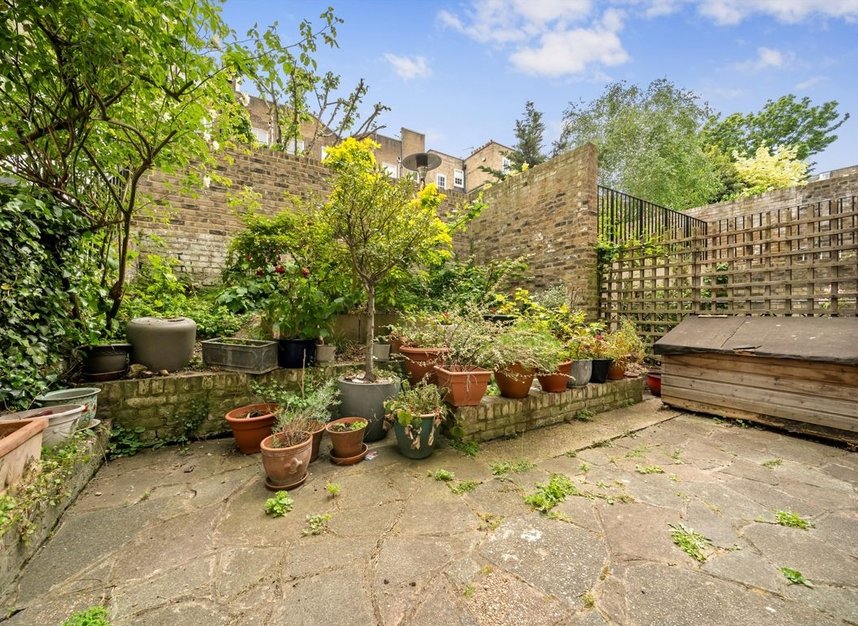 Properties for sale in Great Ormond Street - WC1N 3RA view7
