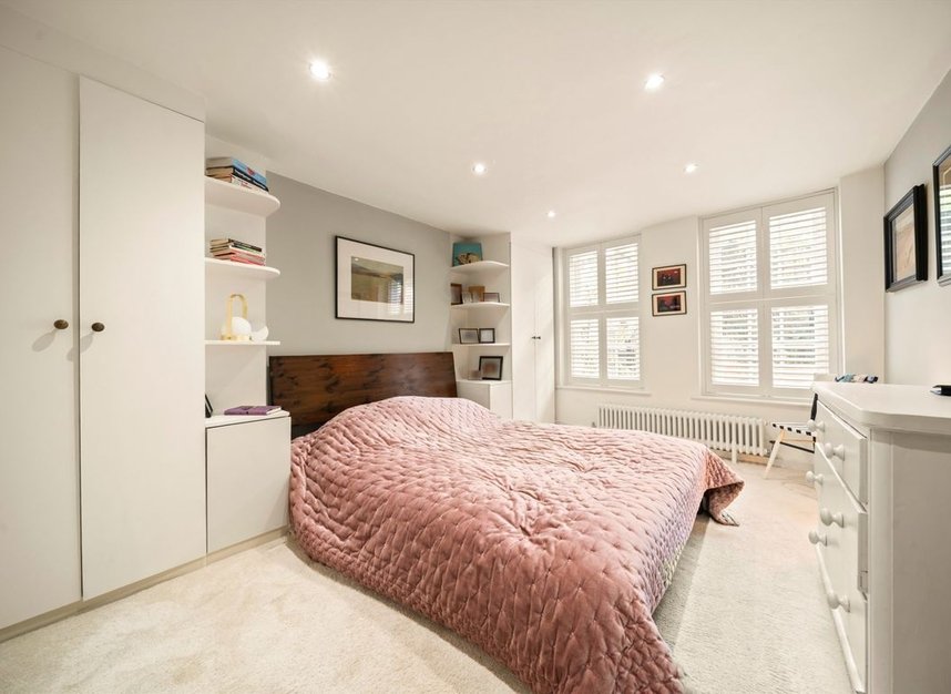 Properties for sale in Great Ormond Street - WC1N 3RA view3