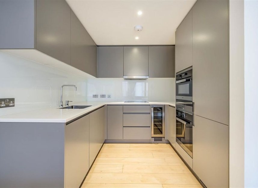 Properties for sale in Great Portland Street - W1W 7NT view3