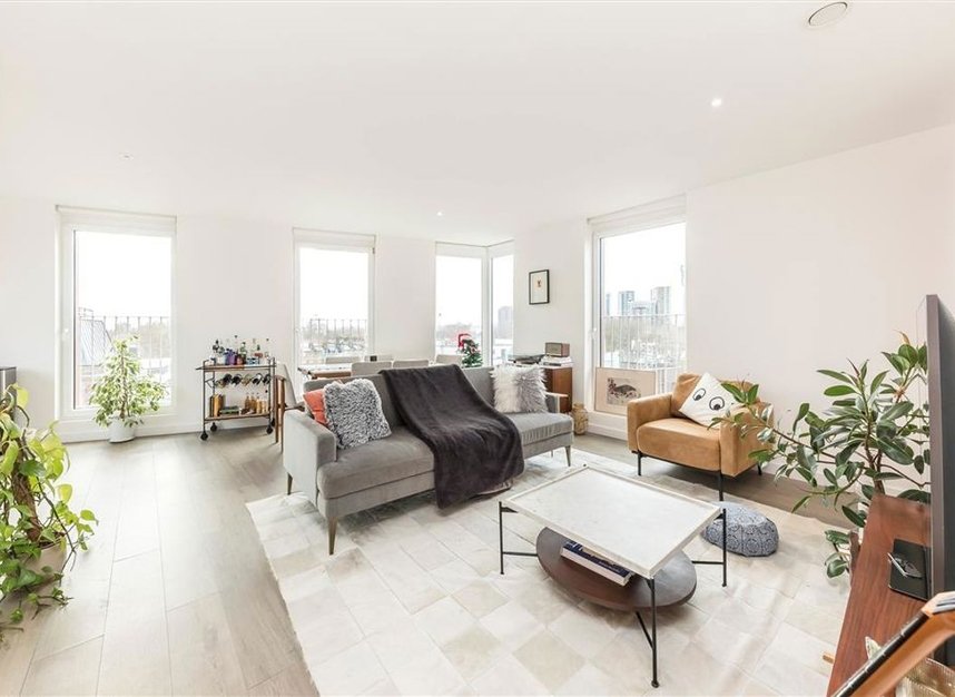 Properties for sale in Great Suffolk Street - SE1 1AU view2