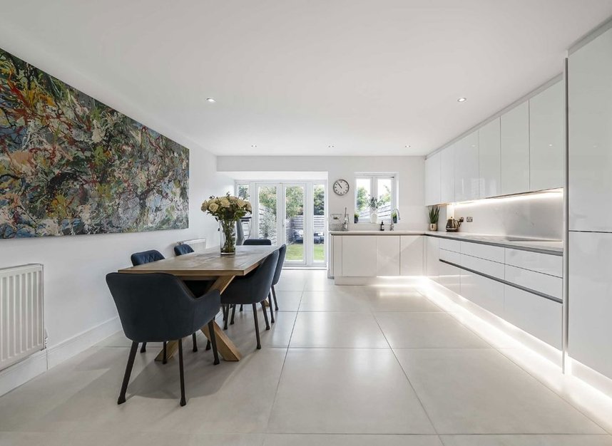 Properties for sale in Green Street - TW16 6SR view2