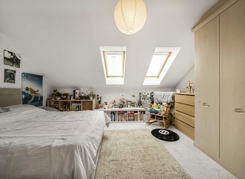 Properties for sale in Green Street - TW16 6SR view7