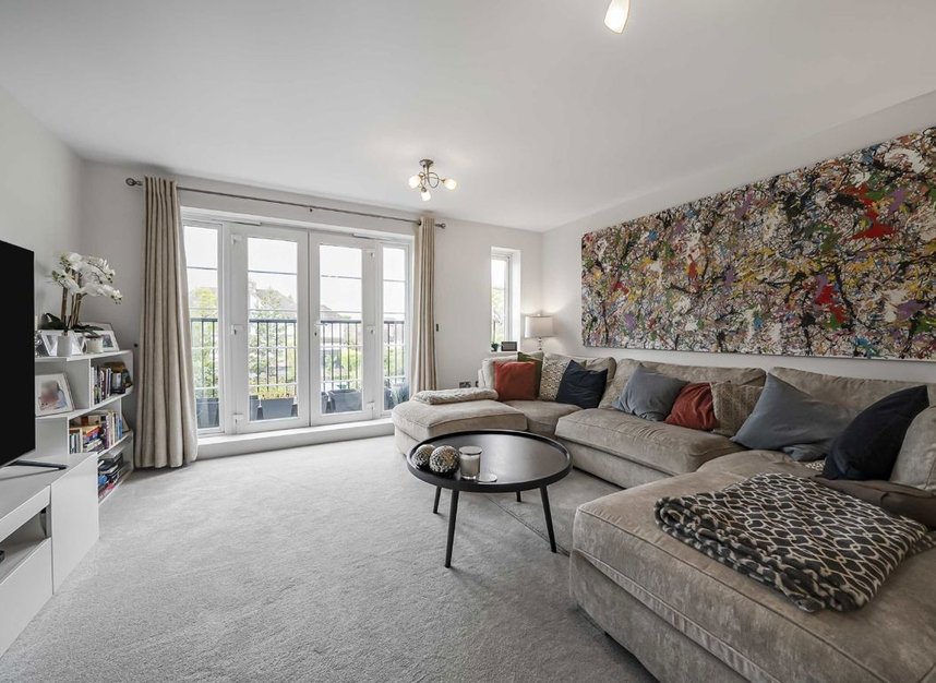 Properties for sale in Green Street - TW16 6SR view3