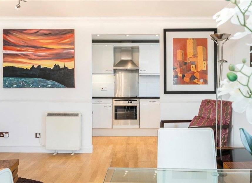 Properties sold in Greenfell Mansions - SE8 3EU view4