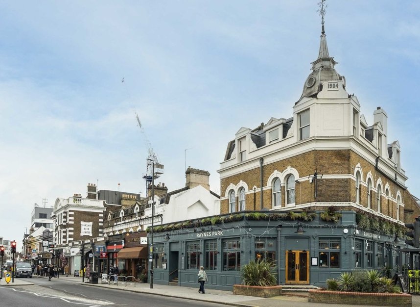 New Flat for sale in Greenview Drive, Raynes Park, SW20 (Ref 218539