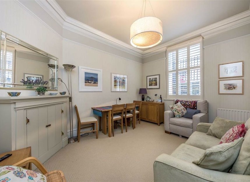 Flat for sale in Greycoat Gardens, London, SW1P (Ref 196265) | Dexters