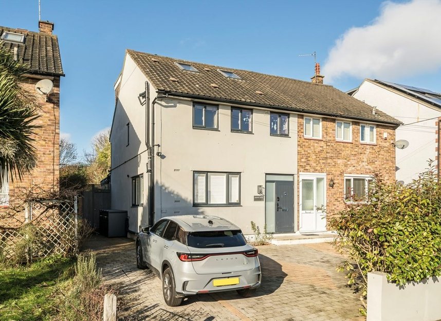 Properties for sale in Grierson Road - SE23 1NU view1