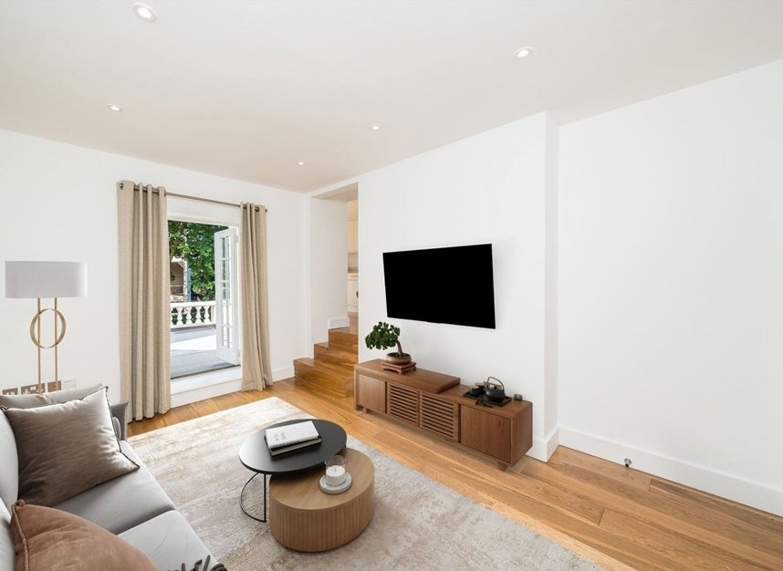 Properties for sale in Grove Crescent - KT1 2DD view2