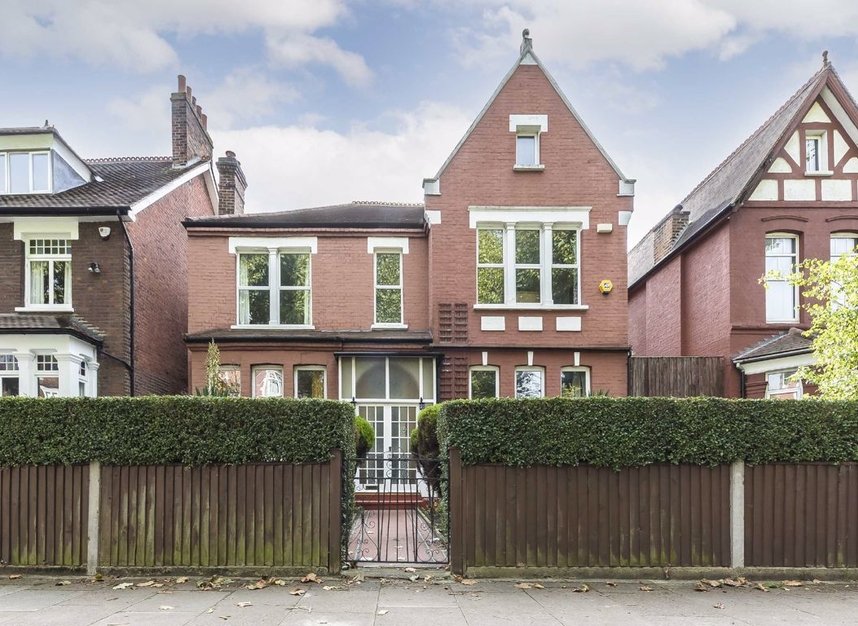 Grove Park, London, SE5