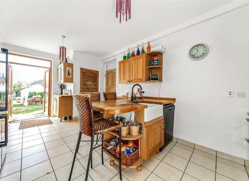 Properties for sale in Guibal Road - SE12 9HF view2