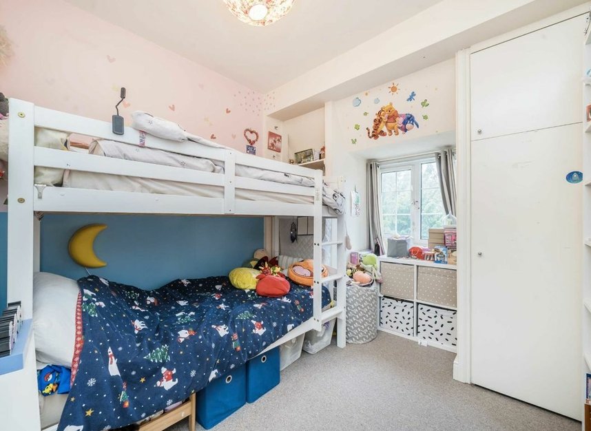 Properties for sale in Gunnersbury Avenue - W5 4LR view6