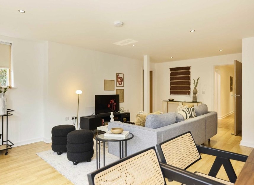 Properties sold in Gwendolen Avenue - SW15 6EZ view2