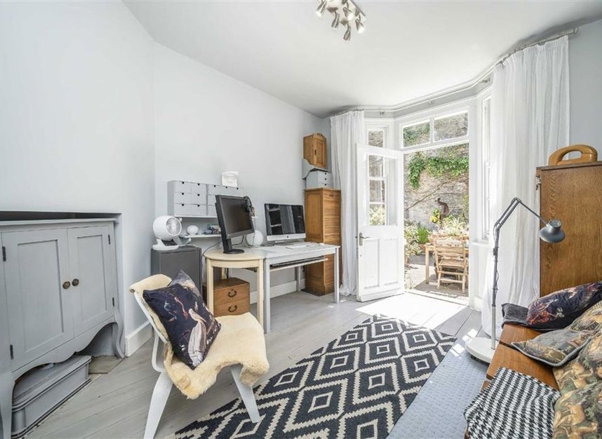 Properties for sale in Haberdasher Street - N1 6EJ view7