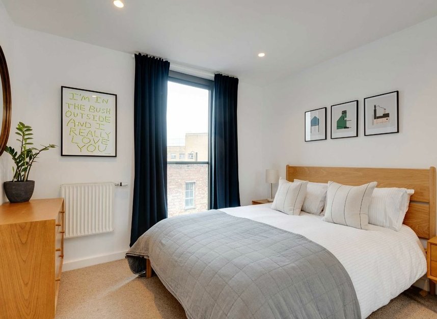 Flat for sale in Hackney Grove, London, E8 (Ref 216010) Dexters
