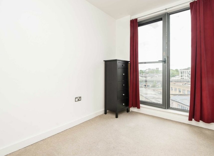 Flat for sale in Hackney Grove, London, E8 (Ref 225518) Dexters