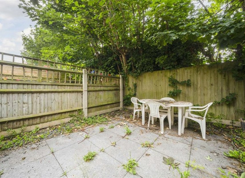 Properties for sale in Hainton Close - E1 2QZ view8