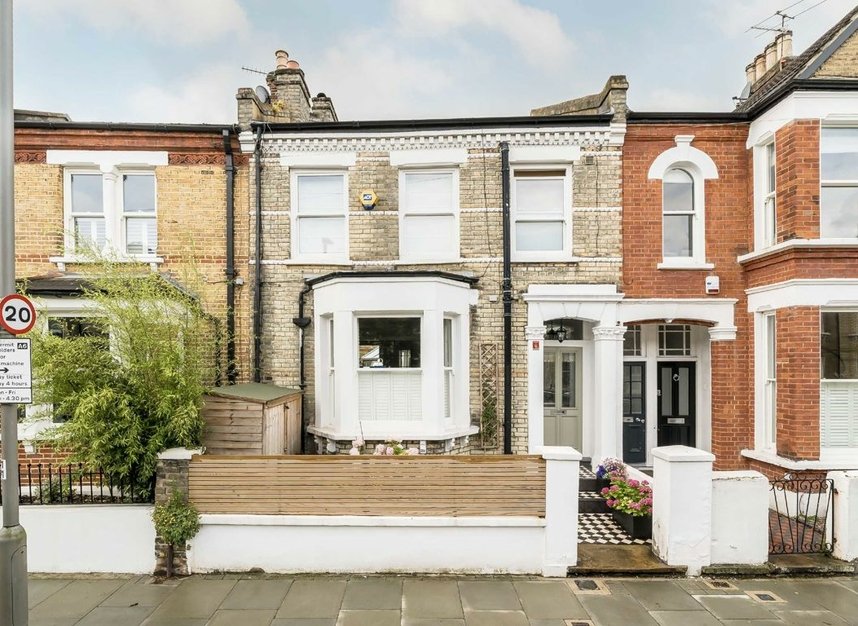 Properties sold in Haldon Road - SW18 1QG view1