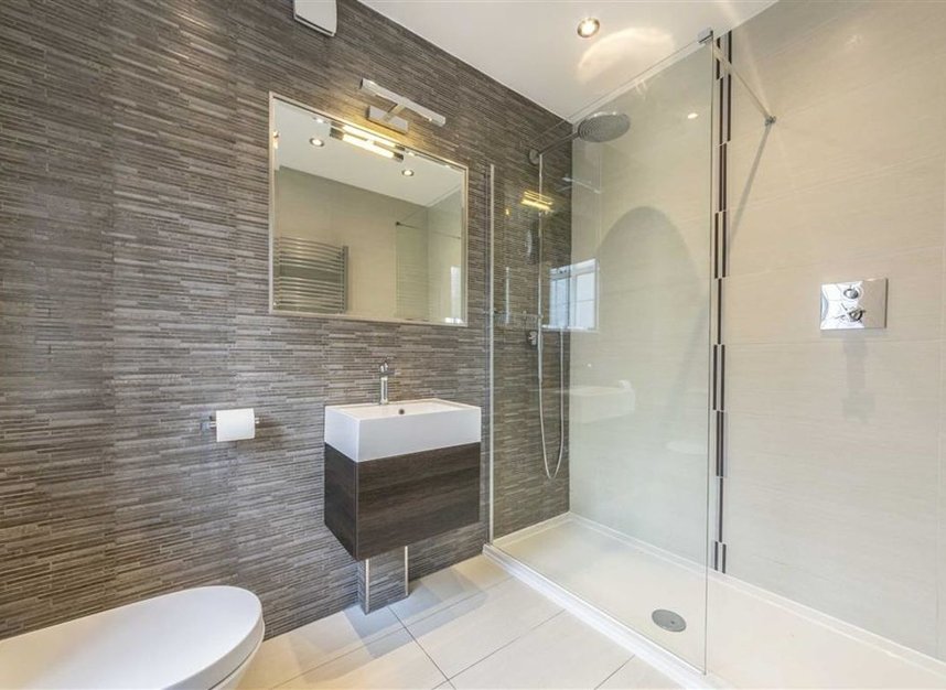 Flat for sale in Hallam Street, London, W1W (Ref 224491) Dexters